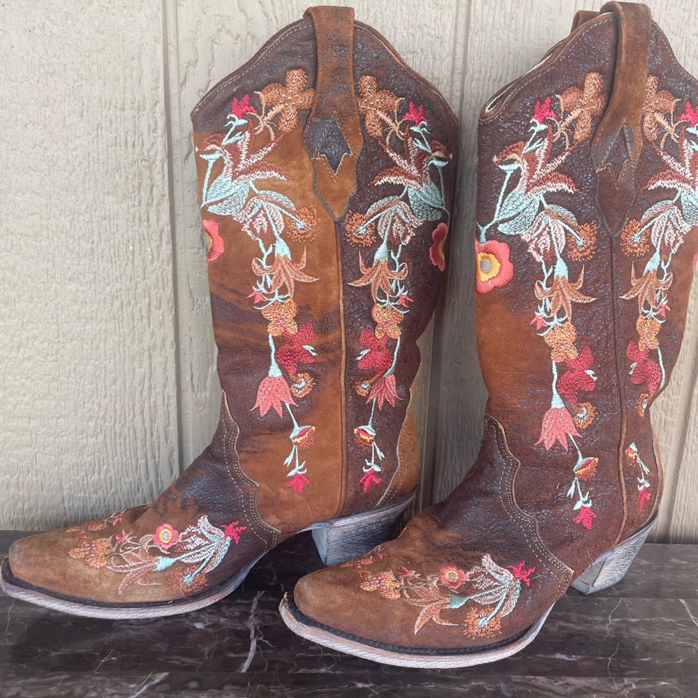 Corral Embroidered Boots